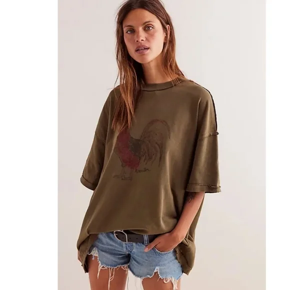 Free People We The Free Farm Friends "Rooster" Oversized Graphic Tee - Picture 16 of 16